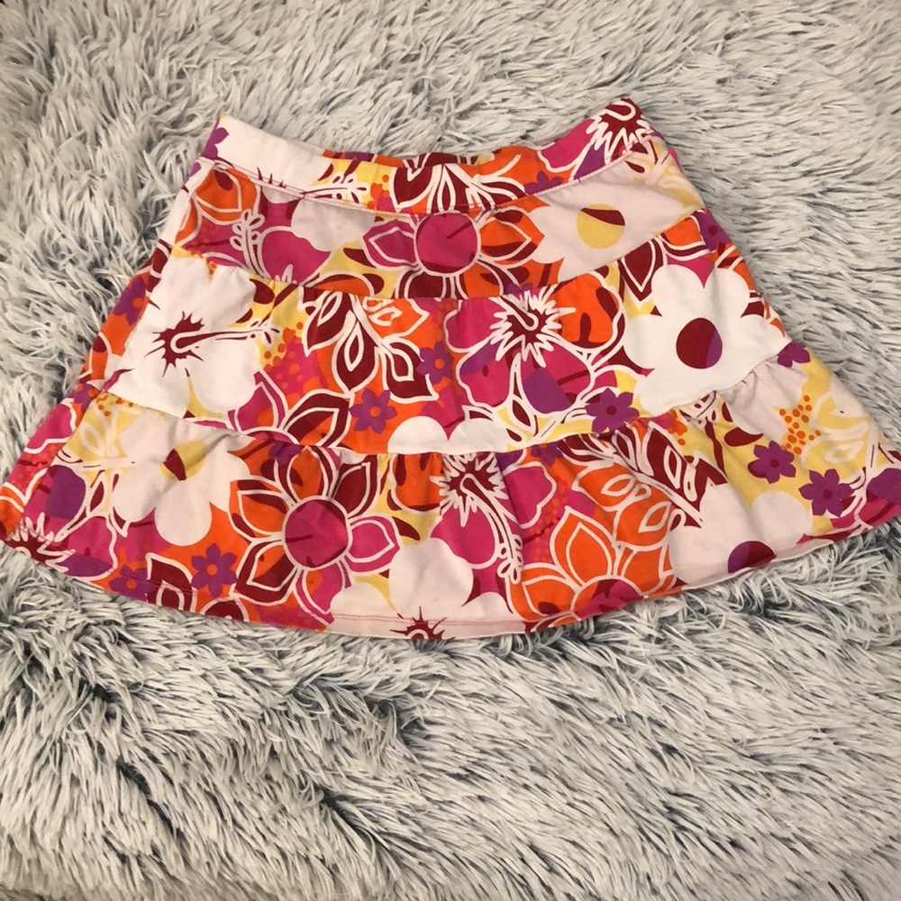 5/$15 Children's Place Floral Skort - Picture 2 of 7